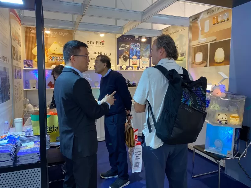 Onefire Impresses at Hong Kong International Autumn Lighting Fair 2025 with Next-Generation Bluetooth Speaker Lamps Onefire Impresses at Hong Kong International Autumn Lighting Fair 2025 with Next-Generation Bluetooth Speaker Lamps